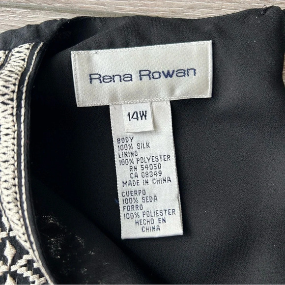 Rena Rowan Pure Silk Embroidery Sleeveless Blouse - Picture 6 of 15